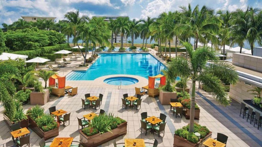 Private Condo Hotel At Four Seasons Brickell Майами Экстерьер фото